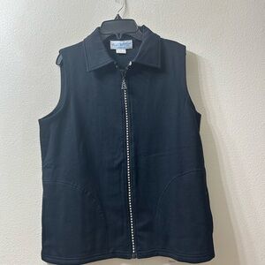 Women's Black Zip-Up Vest, Blue Blayou, small